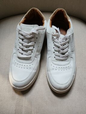 Men's White Leather Casual Sneakers with Perforated Detailing
